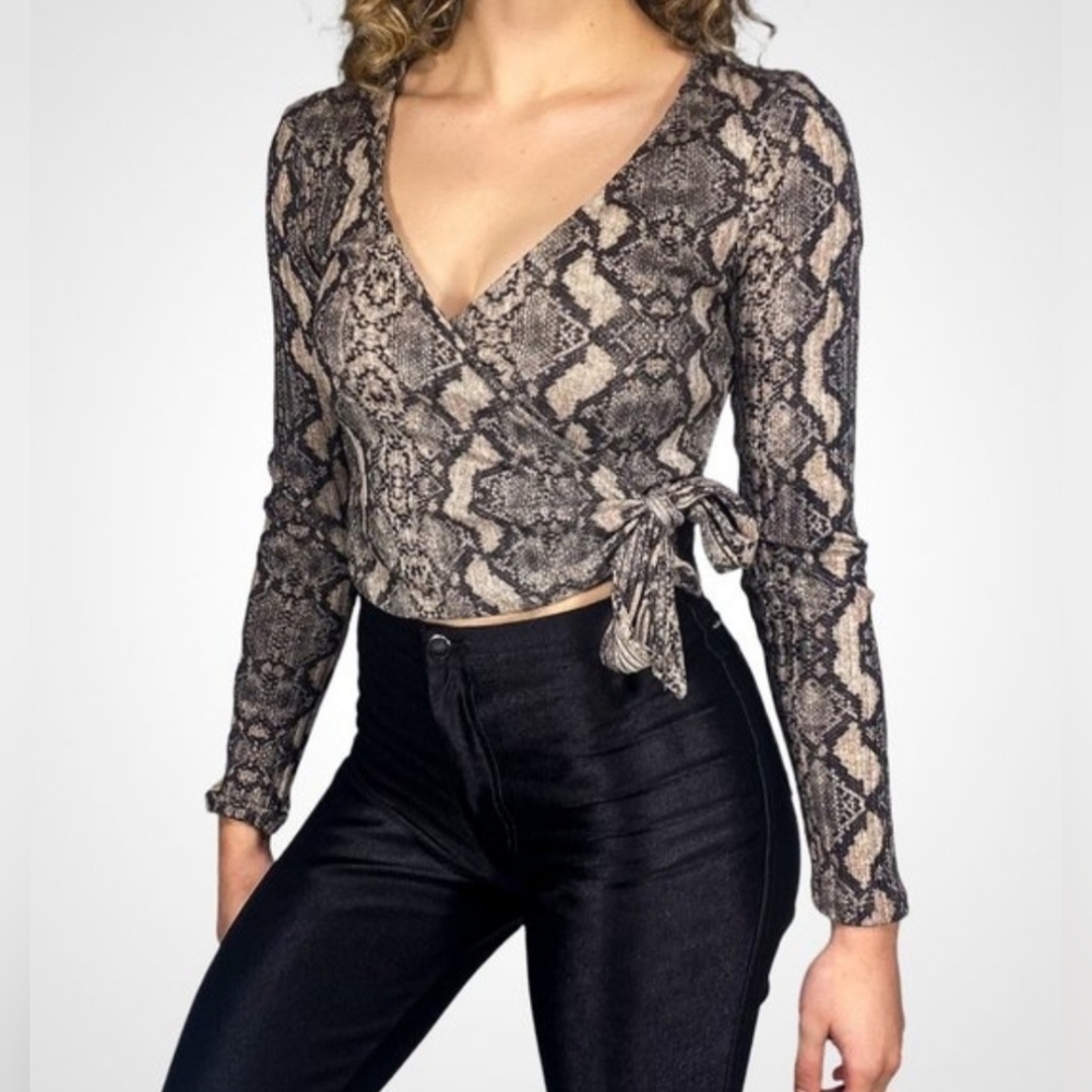 Wild Fable Snakeskin Print Wrap Front Long Sleeve Tie Top, Size S